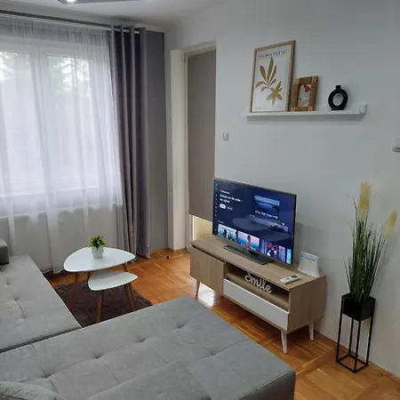 Smiley - Centar Apartmán *